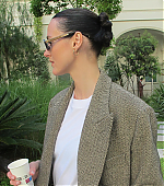 207.jpg