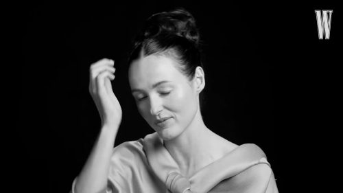 W_Magazine_Screen_Tests_0702.jpg