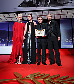 060.jpg