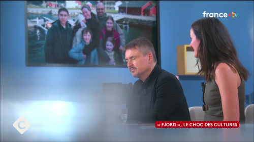 C_a_vous_0700.jpg