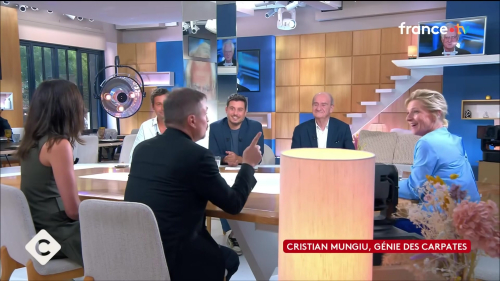 C_a_vous_1125.jpg